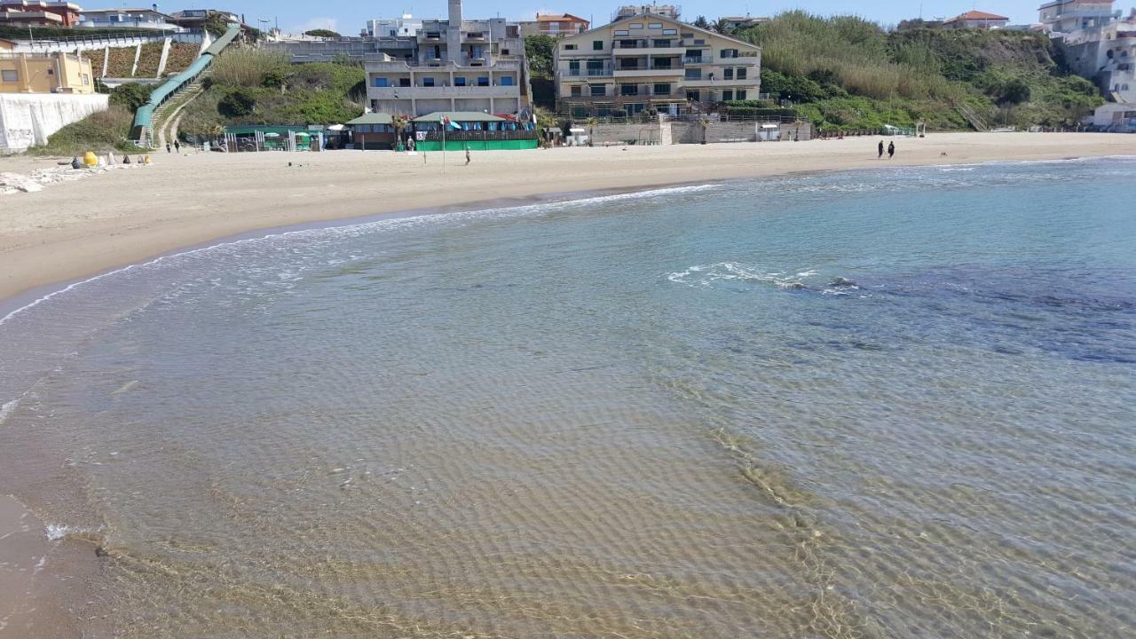 Villa Rimini - Seaview & Roman Holidays Apartments - Garden&Beach 300Mt Анцио Экстерьер фото
